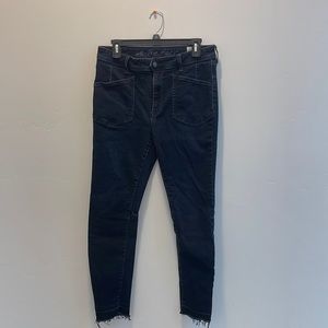 Brand We The Free! Size 31! Stretchy fabric super comfortable!